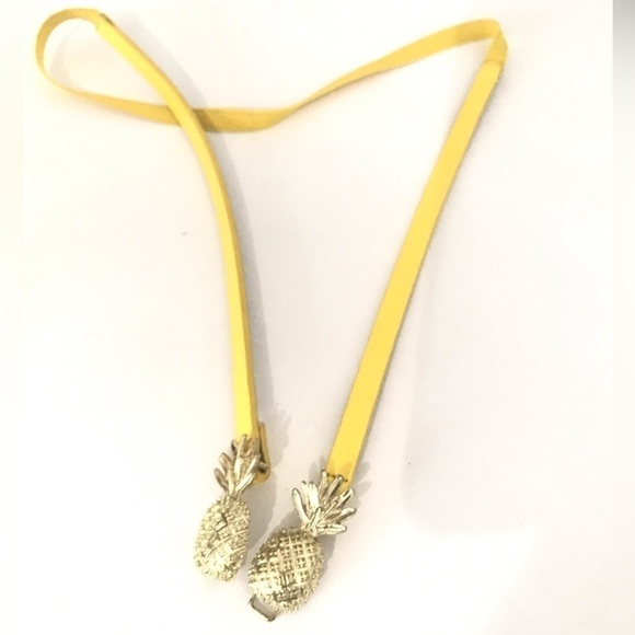 Pineapple Womens Elastic Bright Vibrant Butter Yellow Belt Hook Clasp - Picture 1 of 9